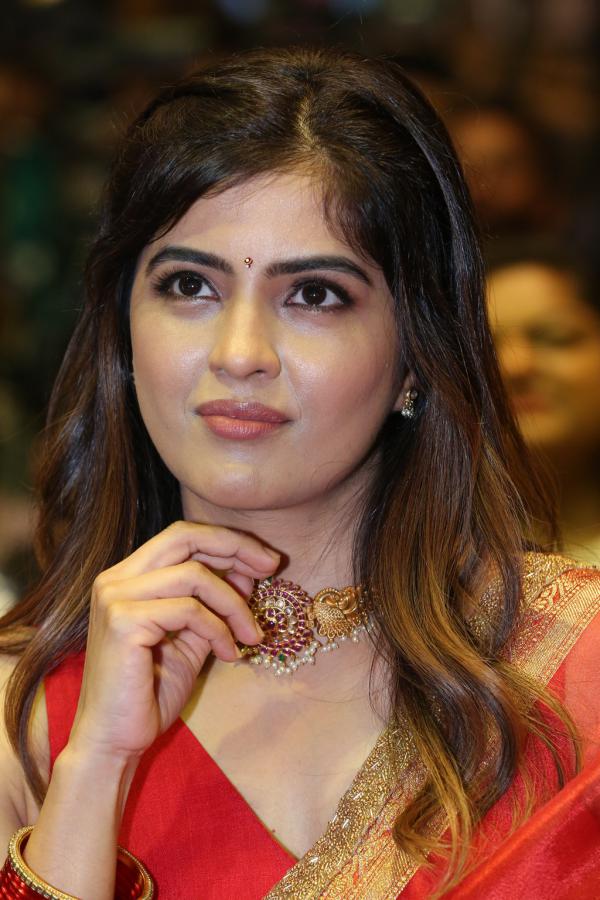 Amritha Aiyer (21)