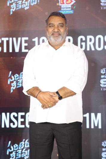SankranthikiVasthunam (171)