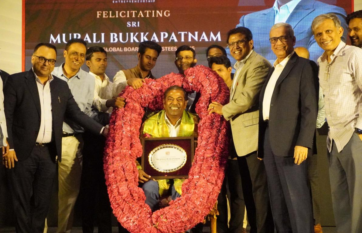 Seen Rajesh Pagadala felicitating Murali Bukkapatnam on being elected as the Chair of the TiE Global Board of Trustees_the first from Sound_second from India to reach such a level-pic 2