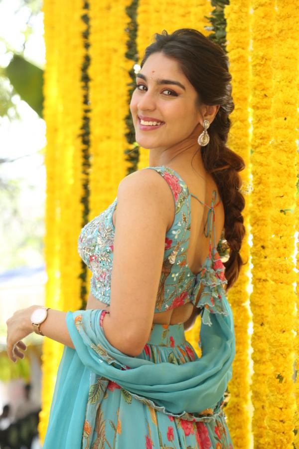 Yukti Thareja (86)