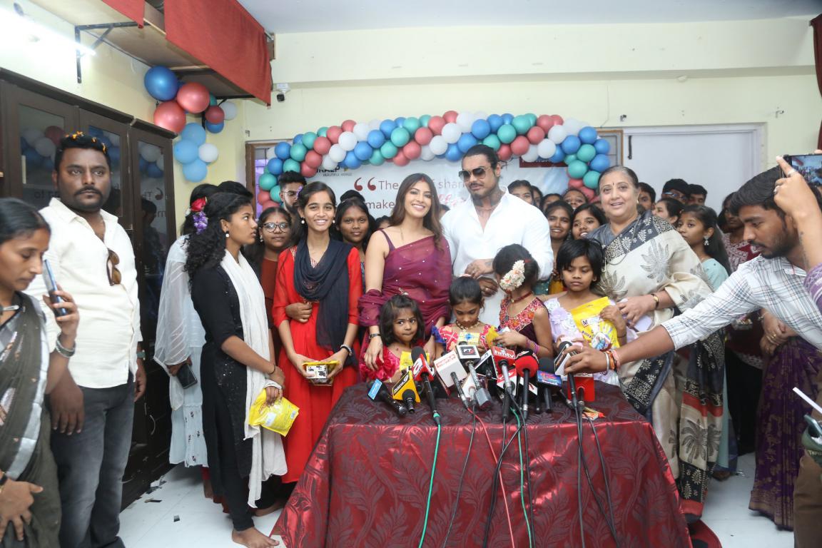 Varalakshmi Sarat Kumar Birthday Celebrations