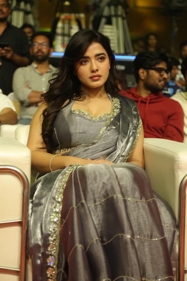 Ketika Sharma (29)