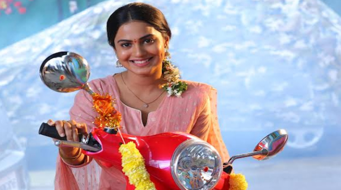 ‘Beauty’ Starlet Nilakhi Patra wins the Young Sensation Award