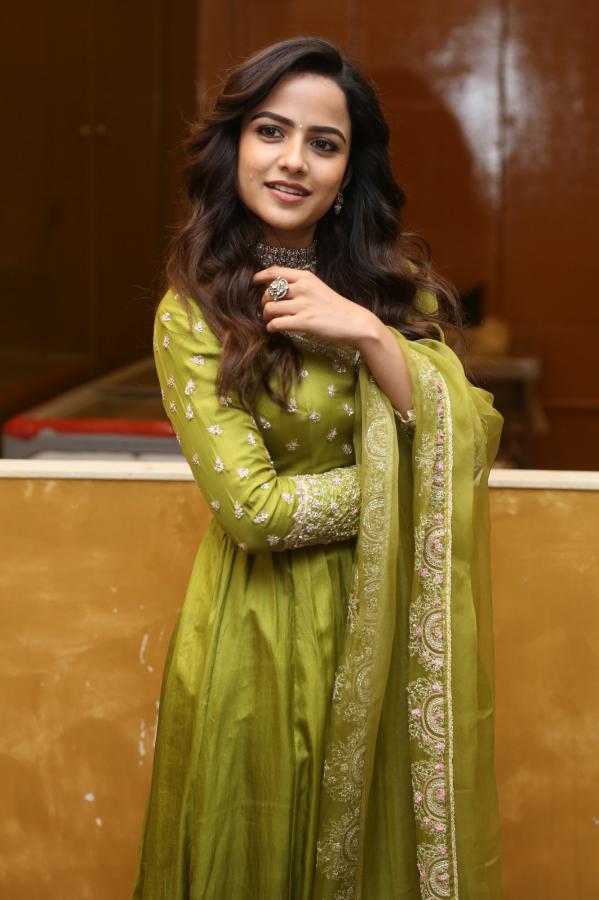 Vaishnavi (115)