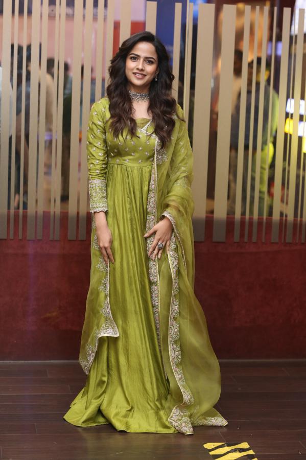 Vaishnavi (8)