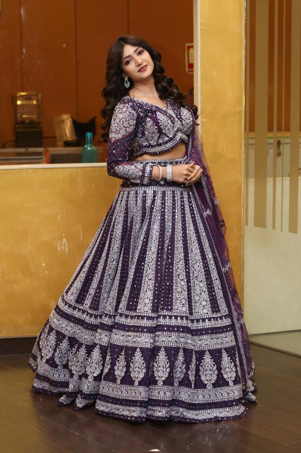 Vaishnavi (96)