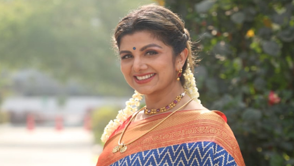Favourite of the 90s, Rambha all set for a Stunning Silver Screen Comeback