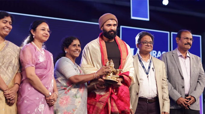 Vijay Devarakonda is the brand ambassador of Anurag University