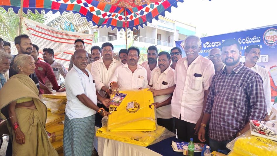 Distribution of farmer equipment by TANA
