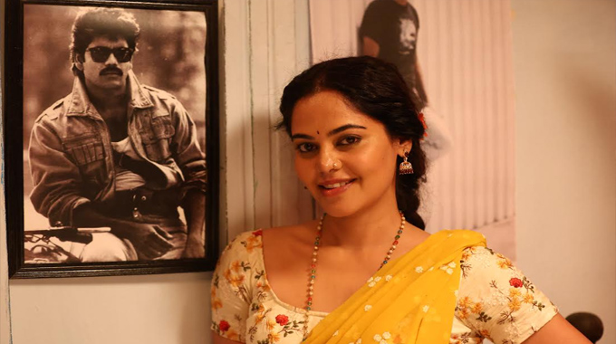 Bindu Madhavi to Shatter Stereotypes with a Strong and Layered Character in “Dhandoraa”