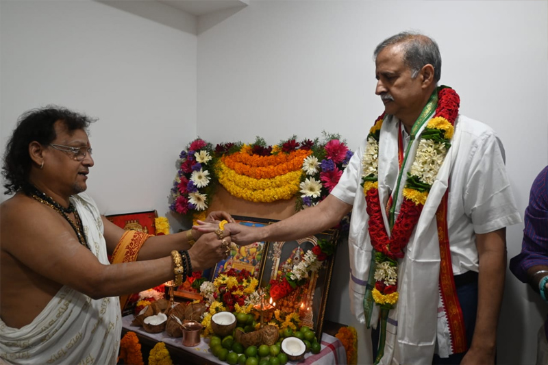 Ravi Vemuru takes charge as President of AP NRT Society
