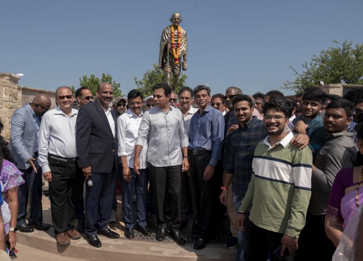 KTR visits Mahatma Gandhi Memorial in Dallas