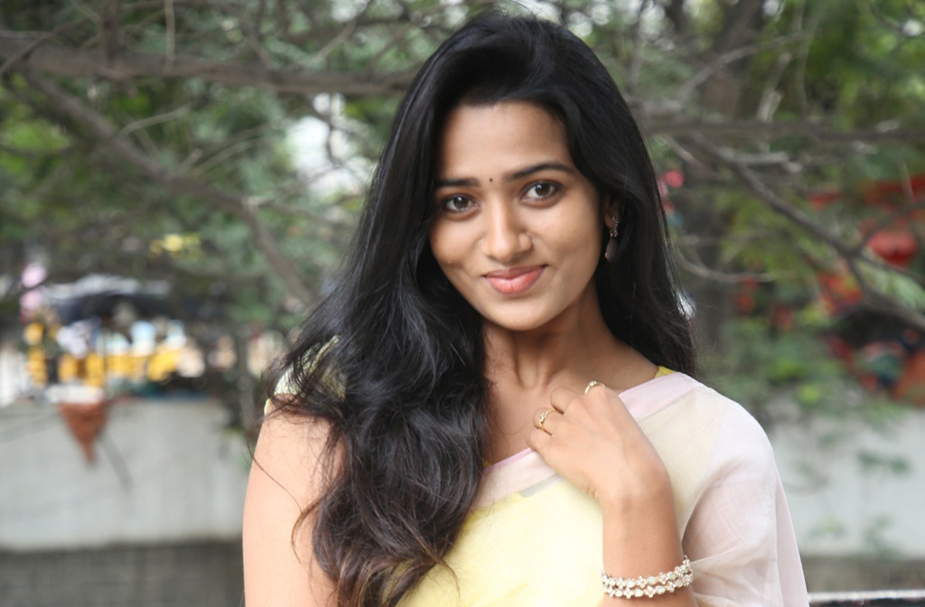 Rekha Nirosha Stills