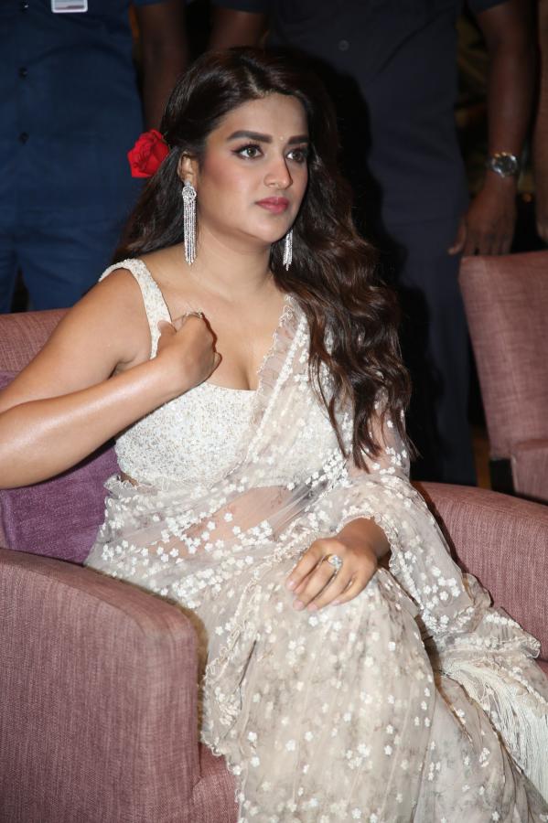 Nidhhi Agerwal Stills