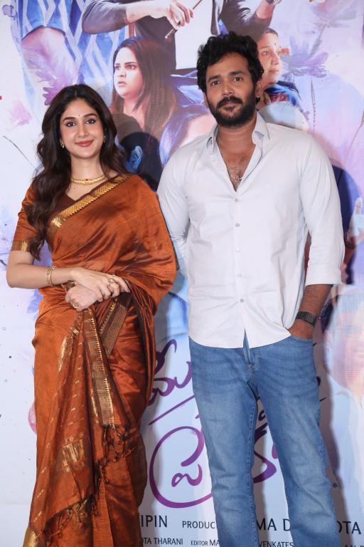 Meghalu Cheppina Prema Katha (28)