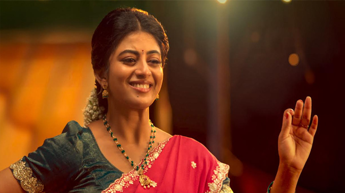 Anandhi Shines As The Legendary Folk Singer Garividi Lakshmi