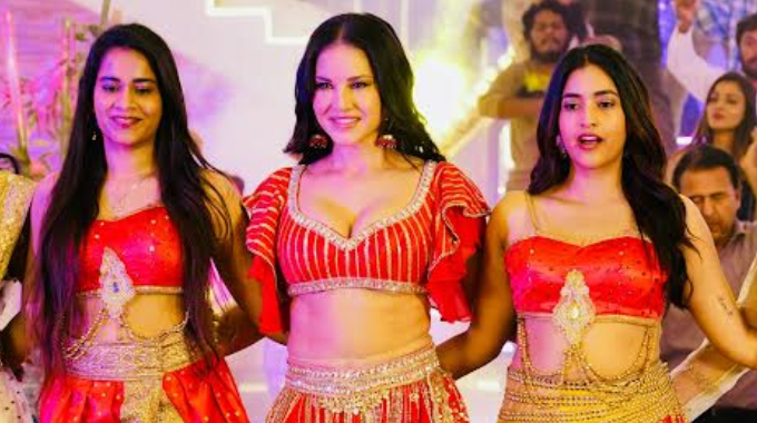 Sunny Leone’s High-Octane Item Song “GIPPA GIPPA” shoot Wraps Up