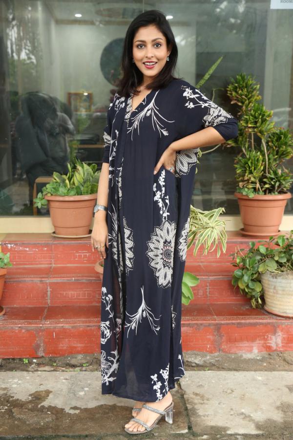 Madhu Shalini (45)
