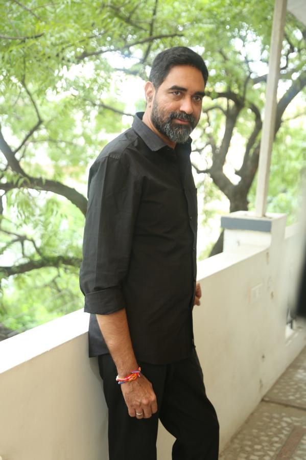 Krish (25)