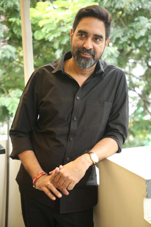 Krish (61)