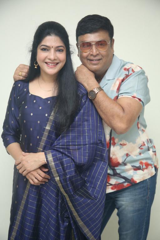 Naresh Vasuki (16)