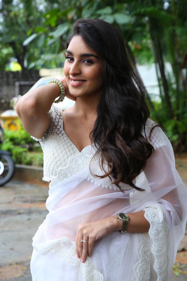 Yukti Thareja (38)