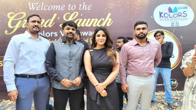Heroine Samyuktha Menon Launches Kolors Healthcare 2 O In Vijayawada