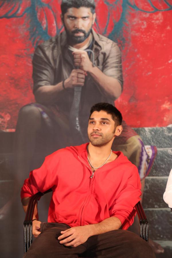 Dhruv Vikram (31)