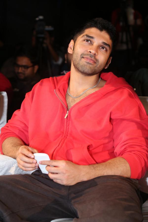 Dhruv Vikram (9)