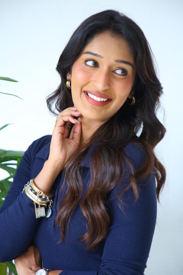 Niharika NM (14)