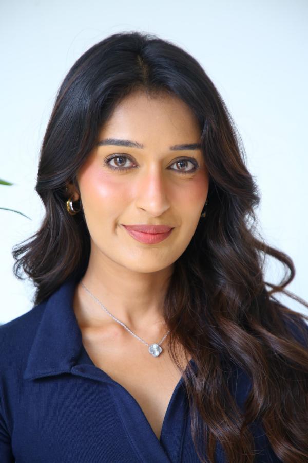 Niharika NM (2)