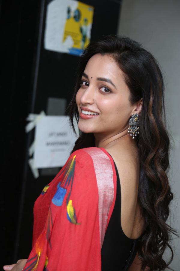 Srinidhi Shetty (9)