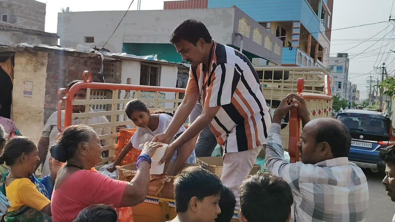 WhatsApp Image 2025-10-31 at 06.45.55