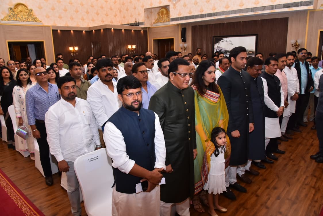 WhatsApp Image 2025-10-31 at 13.52.45 (1)