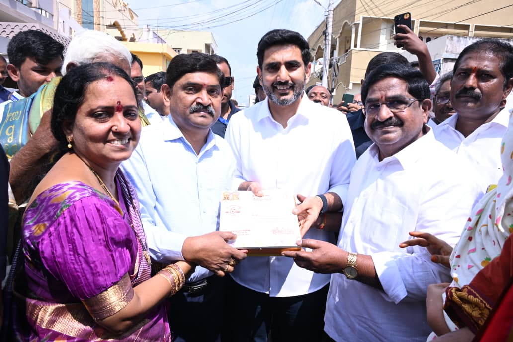 WhatsApp Image 2025-10-31 at 15.37.00