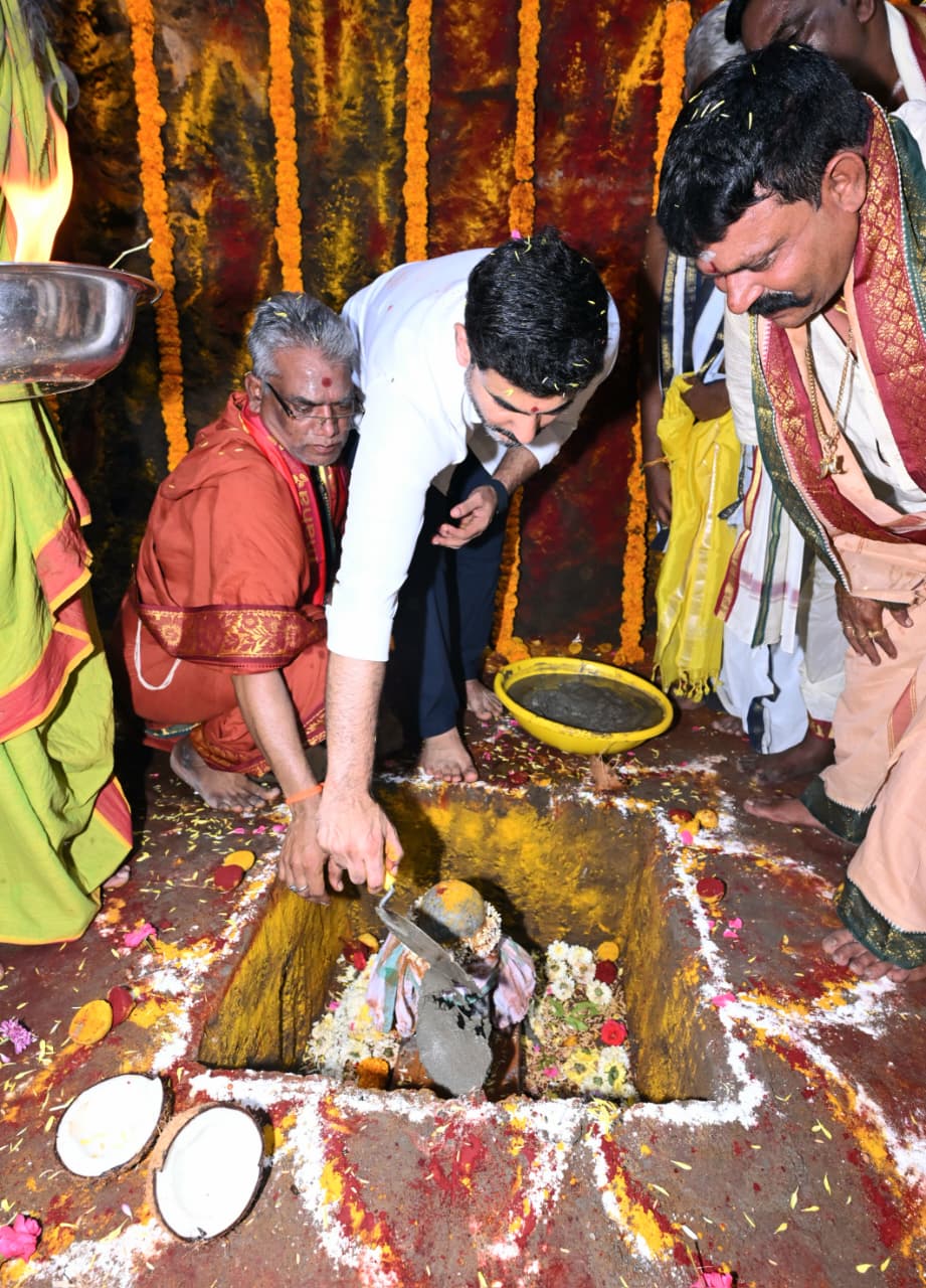 WhatsApp Image 2025-10-31 at 15.37.02 (1)