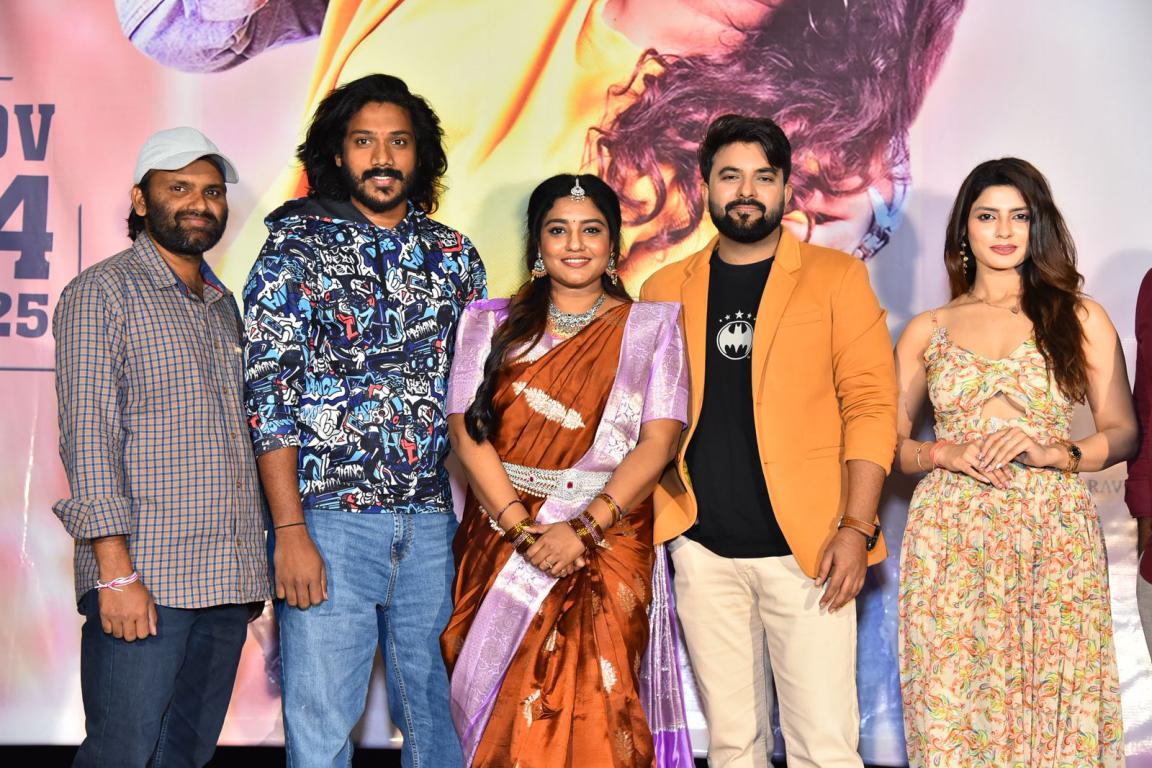 WhatsApp Image 2025-11-12 at 10.50.37 (1)