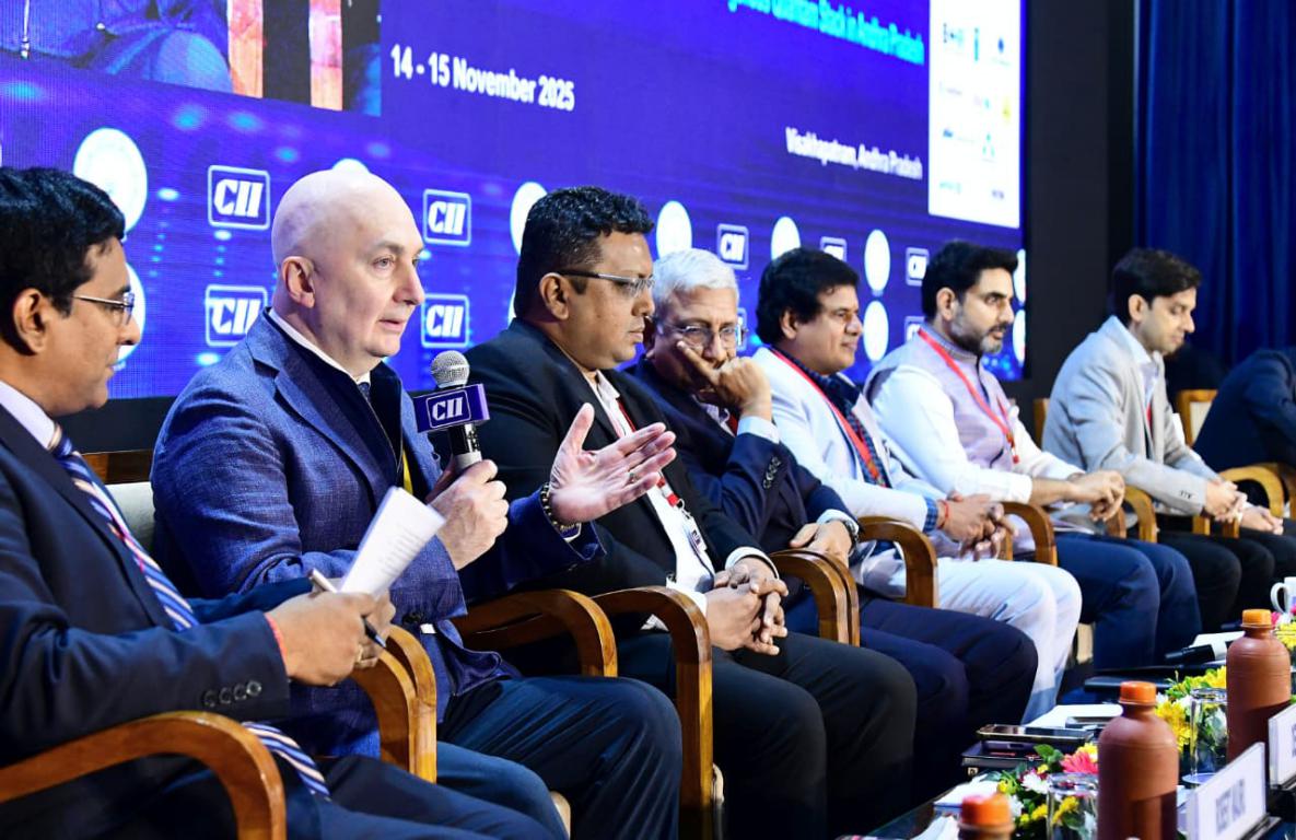 WhatsApp Image 2025-11-15 at 22.18.53