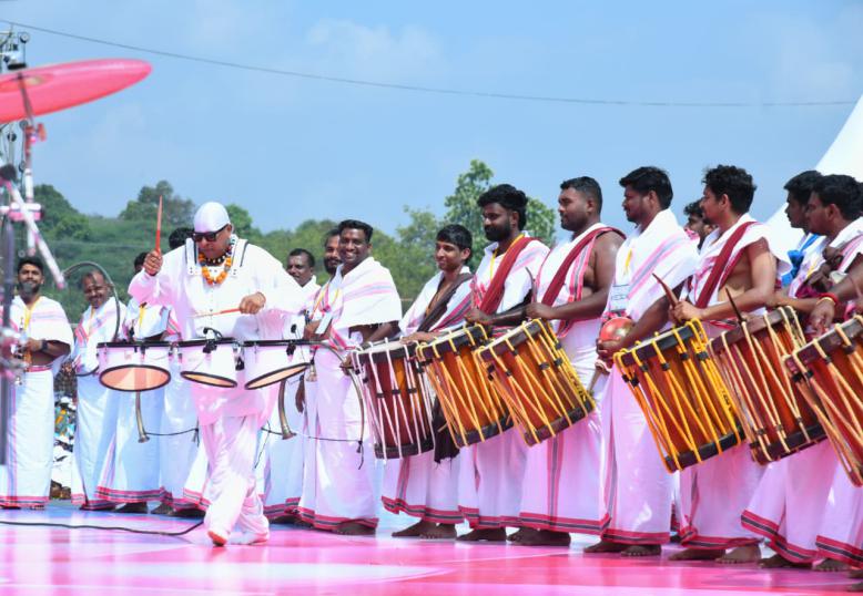 WhatsApp Image 2025-11-19 at 15.49.56 (1)