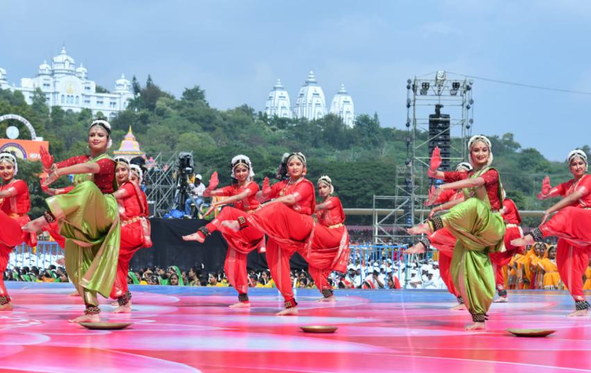 WhatsApp Image 2025-11-19 at 15.49.57