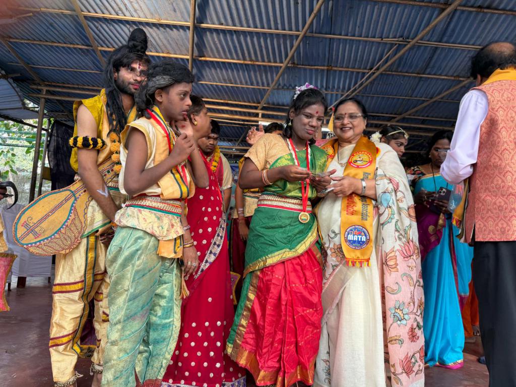 WhatsApp Image 2025-11-28 at 08.51.33 (2)