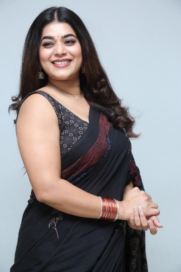 Yamini Bhaskar (44)