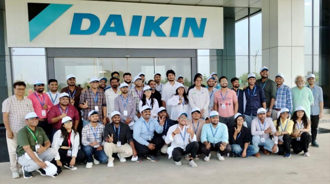 Jagriti Yatra Delegates Visit Sri City 2 