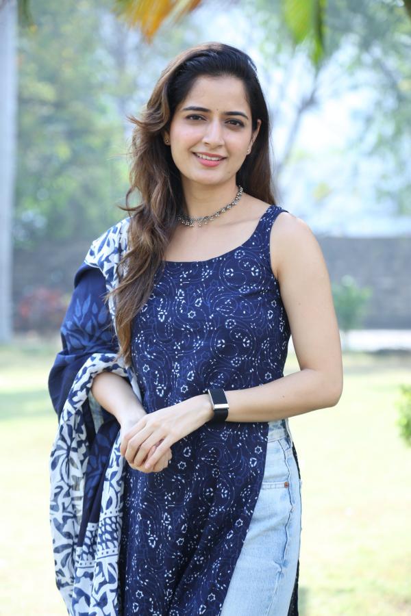 Ashika Ranganath (13)