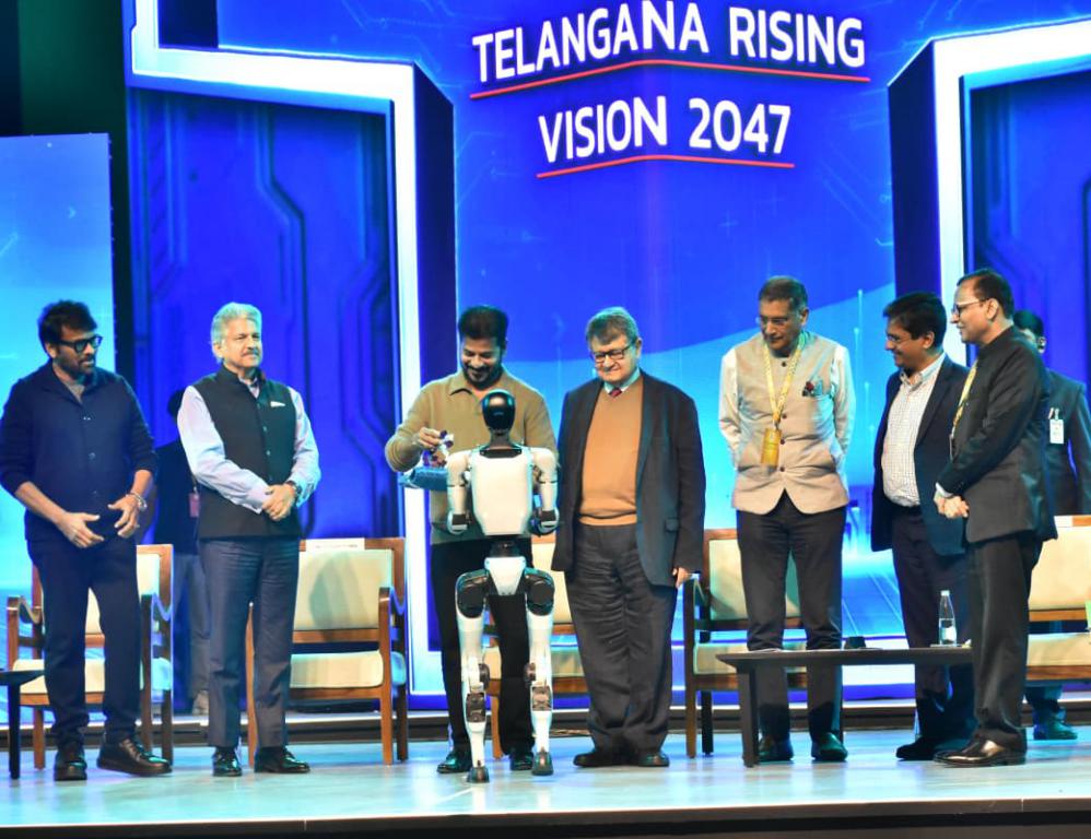 WhatsApp Image 2025-12-10 at 07.20.44 (1)