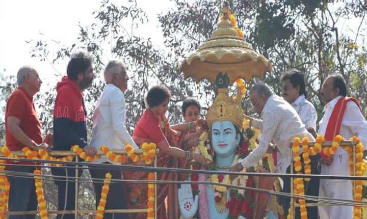 Grand Floral Tributes to Legendary NTR on His 30th Vardhanthi at Film Nagar