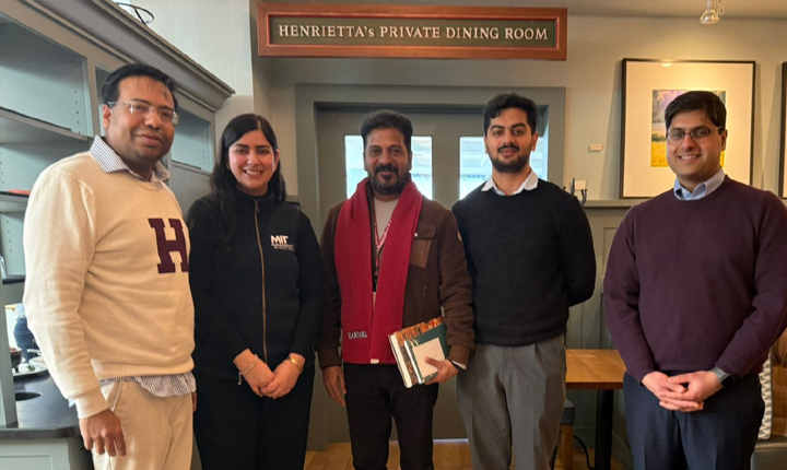 Cm Revanth Reddy Met Several Delegations Groups In Boston 