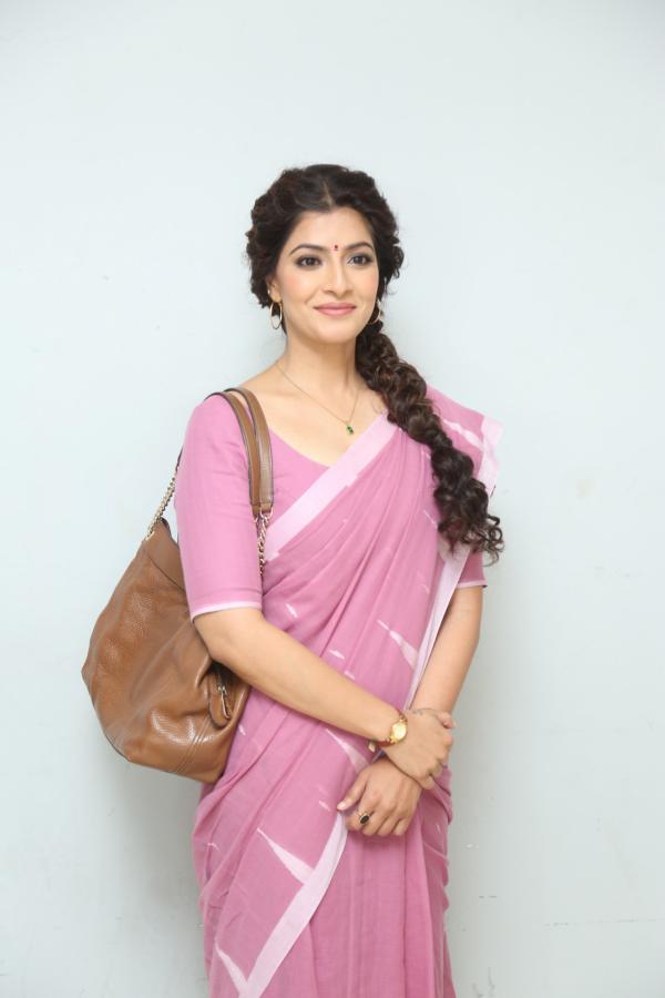 Varalakshmi Sarathkumar Stills