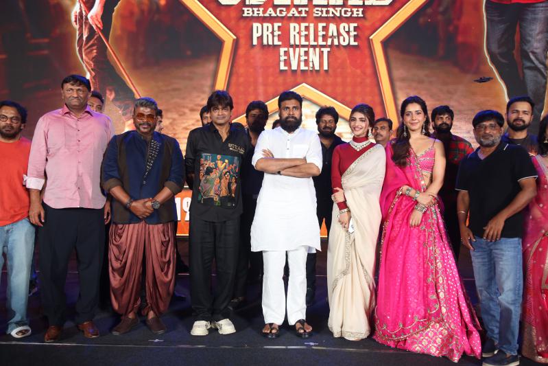 Grand ‘Ustaad Bhagat Singh’ Pre-Release Event Held Grand ‘Ustaad Bhagat Singh’ Pre-Release Event Held