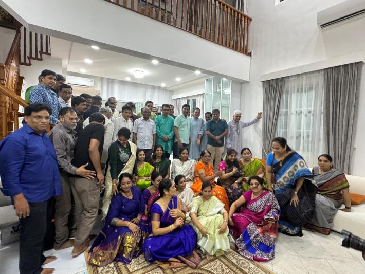 Shankara Bharanam Venditera Navala book launch held in Singapore